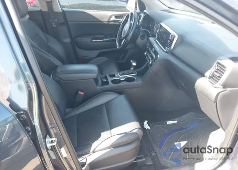 2021 Kia Sportage Ex z USA, uszkodzony, nr VIN KNDPNCAC3M7899606